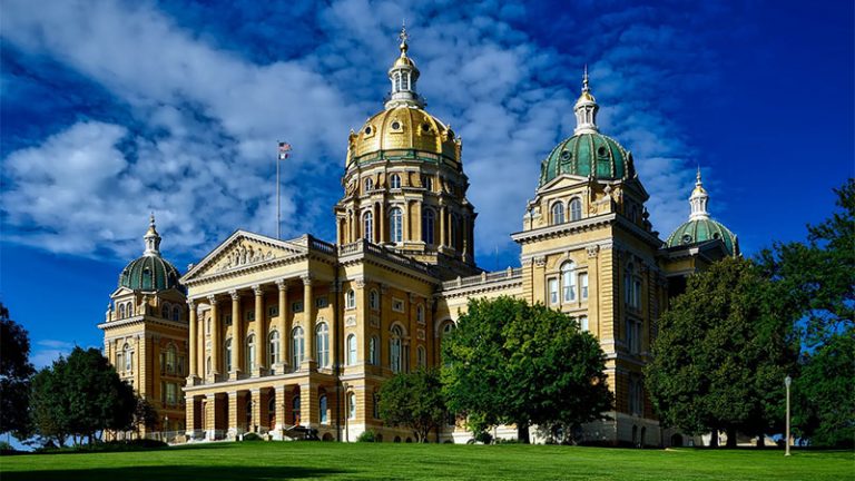 10 Best Things to Do in Iowa - Scenic States