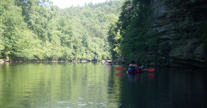 best kayaking lakes in Alabama 