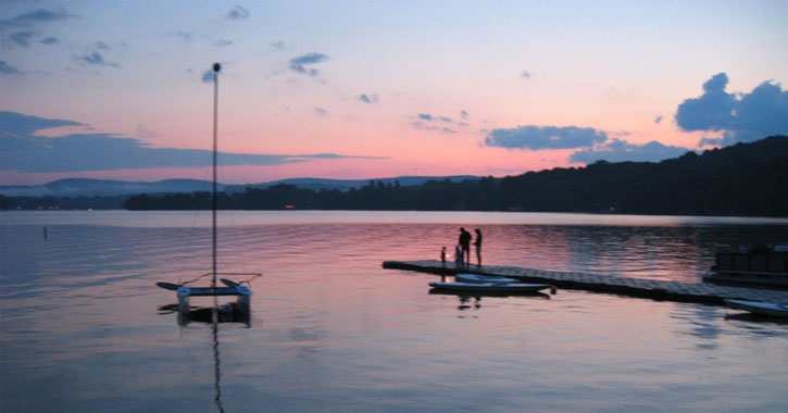 vacation lakes in Connecticut 