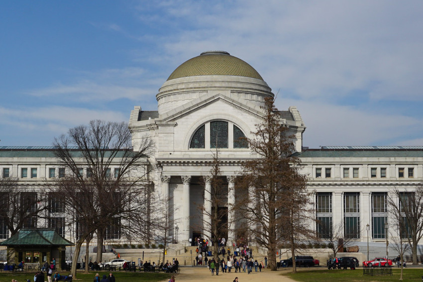Entrance National Mall, Smithsonian National Museum of Natural History, Washington, DC