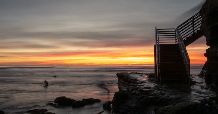 San Diego surfing beaches