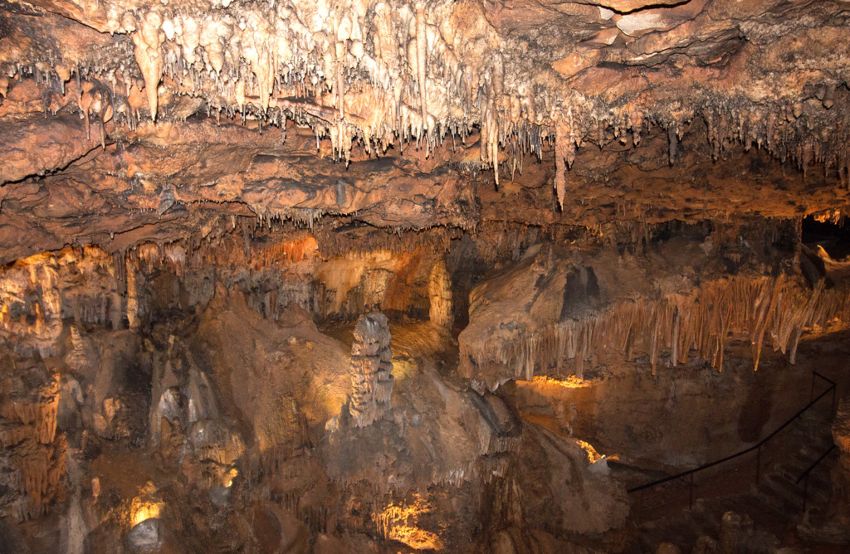 arkansas caves