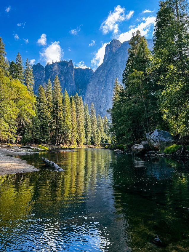 rafting tour at yosemite 