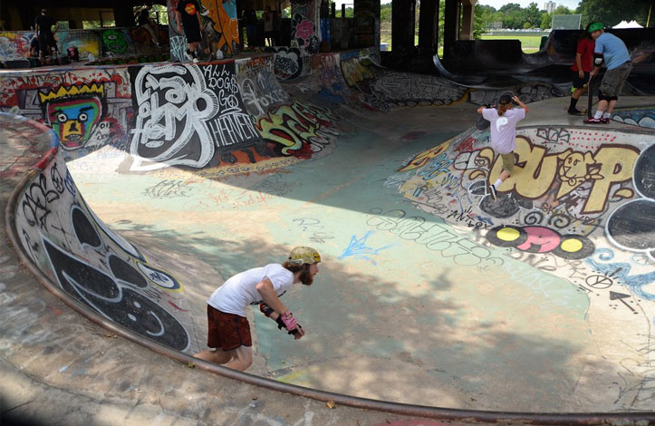 Philadelphia skate parks