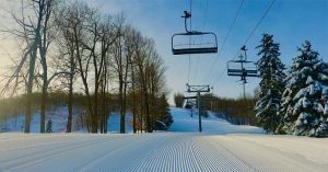 6 Places to Go Skiing Near Madison WI - Scenic States