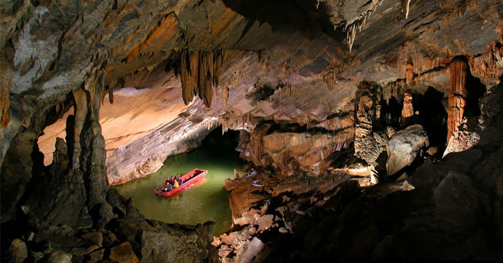 underwater cave Pennsylvania