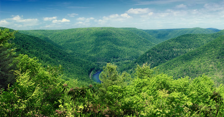 Jakes Rocks Overlook mountain views in PA