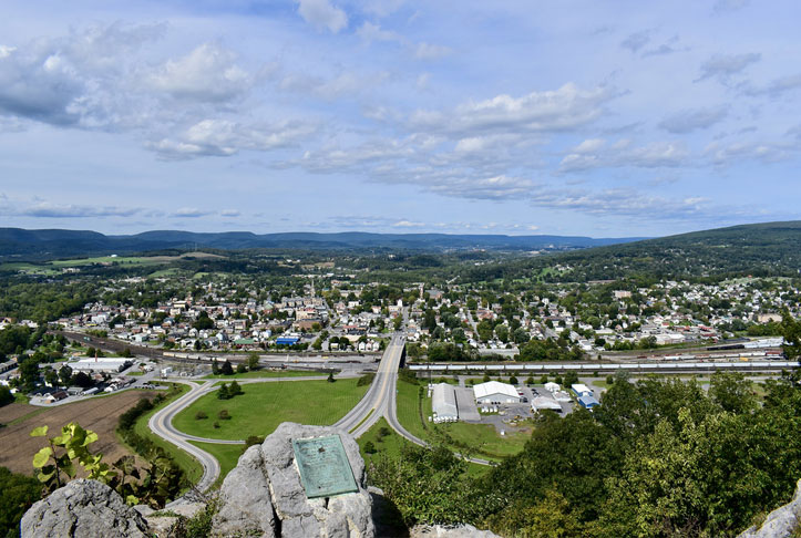 Chimney Rocks views in the Alleghenies