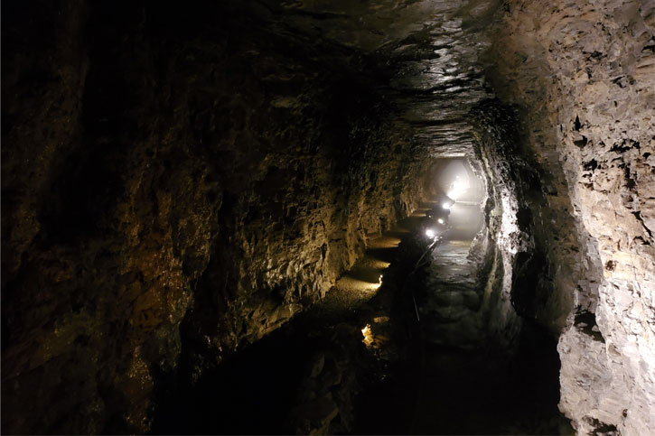 New York underground caving