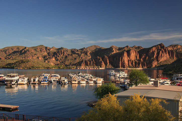 Saguaro Lake Beach in Arizona