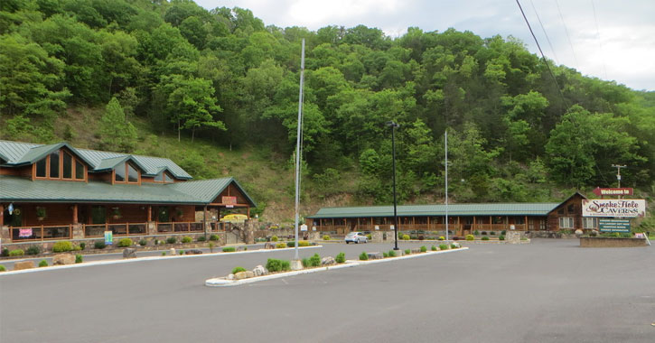 Smoke Hole Caverns Resort