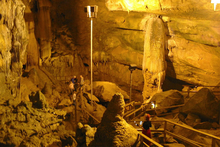 caverns in West Virginia