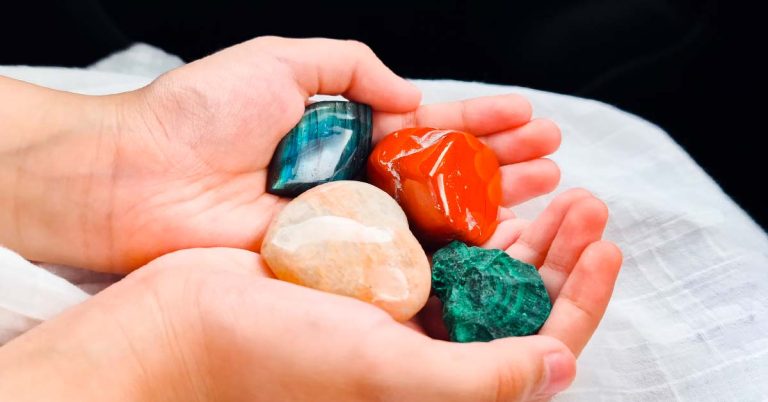 9 Spots for Rockhounding & Gem Mining in PA - Scenic States