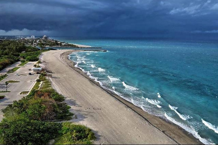 Carlin Park Jupiter FL beach