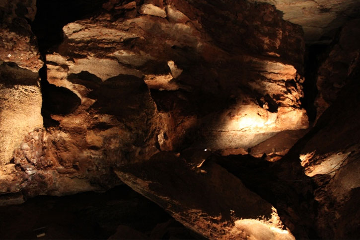 cave tour oklahoma