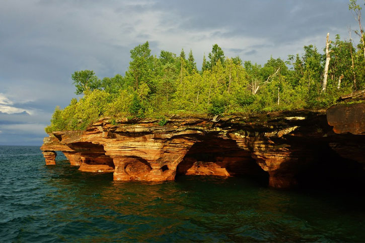 cave tours wi