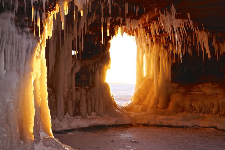 Wisconsin ice caves winter