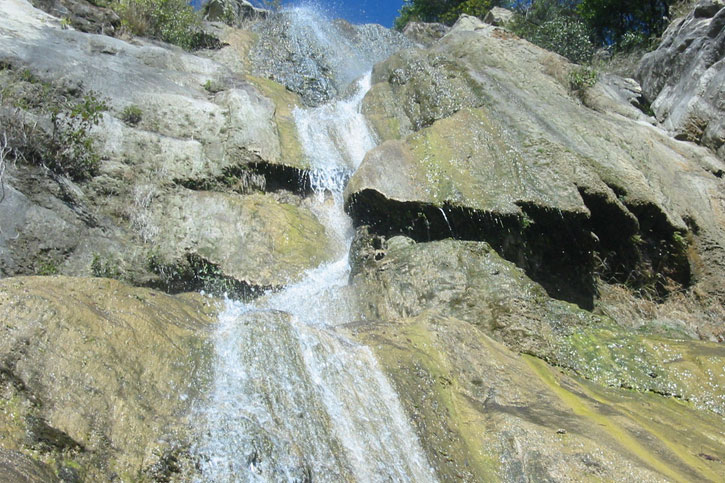 waterfalls in California 
