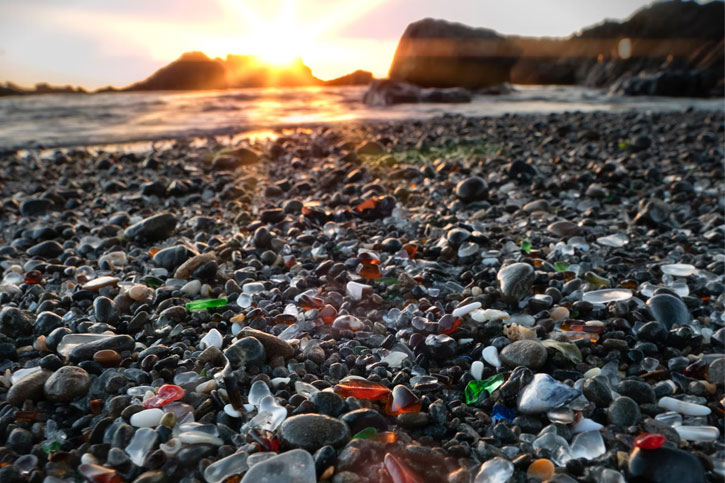 15 Best Us Beaches For Sea Glass Collecting Scenic States